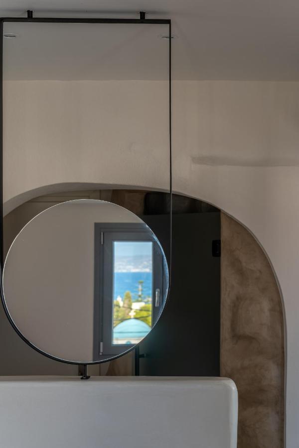 Enalios Sunset Suites Naxos City エクステリア 写真